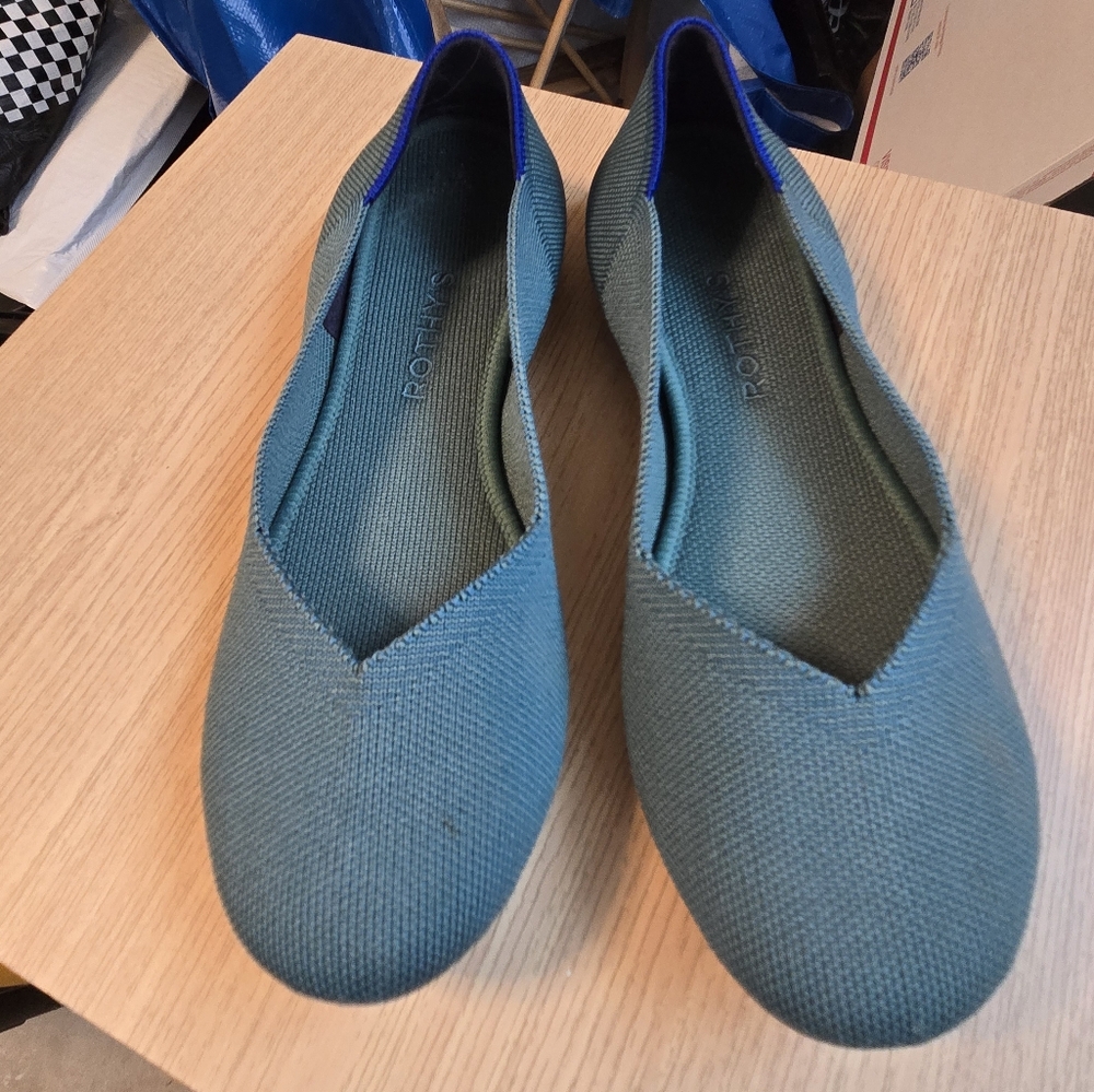 Rothy's Blue Green Teal Ballet Flat Round Toe Size 6